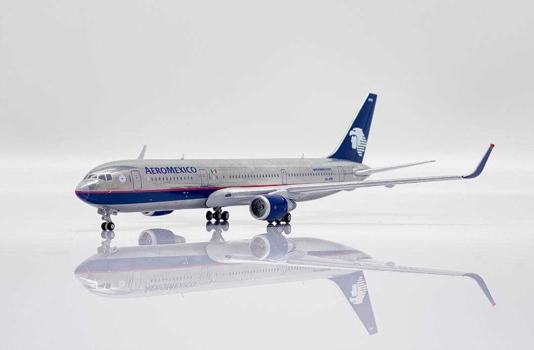 アエロメヒコ航空 767-300ER XA-APB 1/400