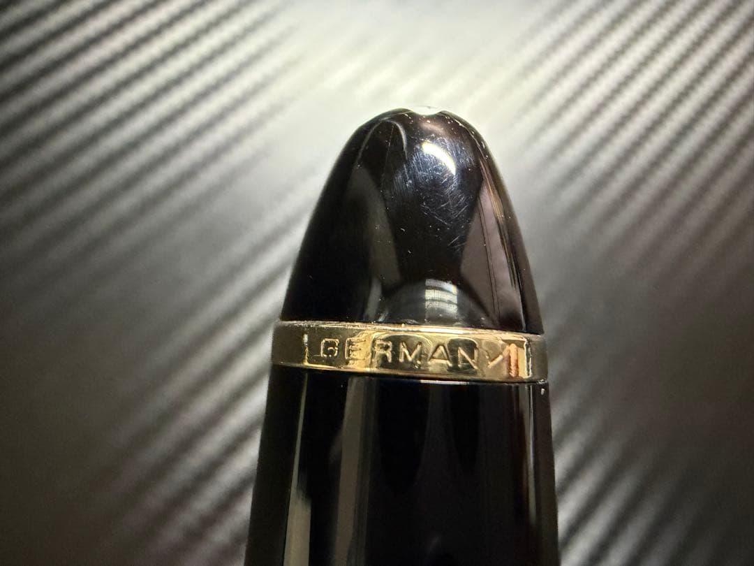 未使用に近い モンブラン 146 14K 全金 M 中字 万年筆