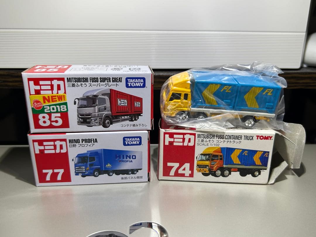 トミカ　トラック２０台　まとめて
