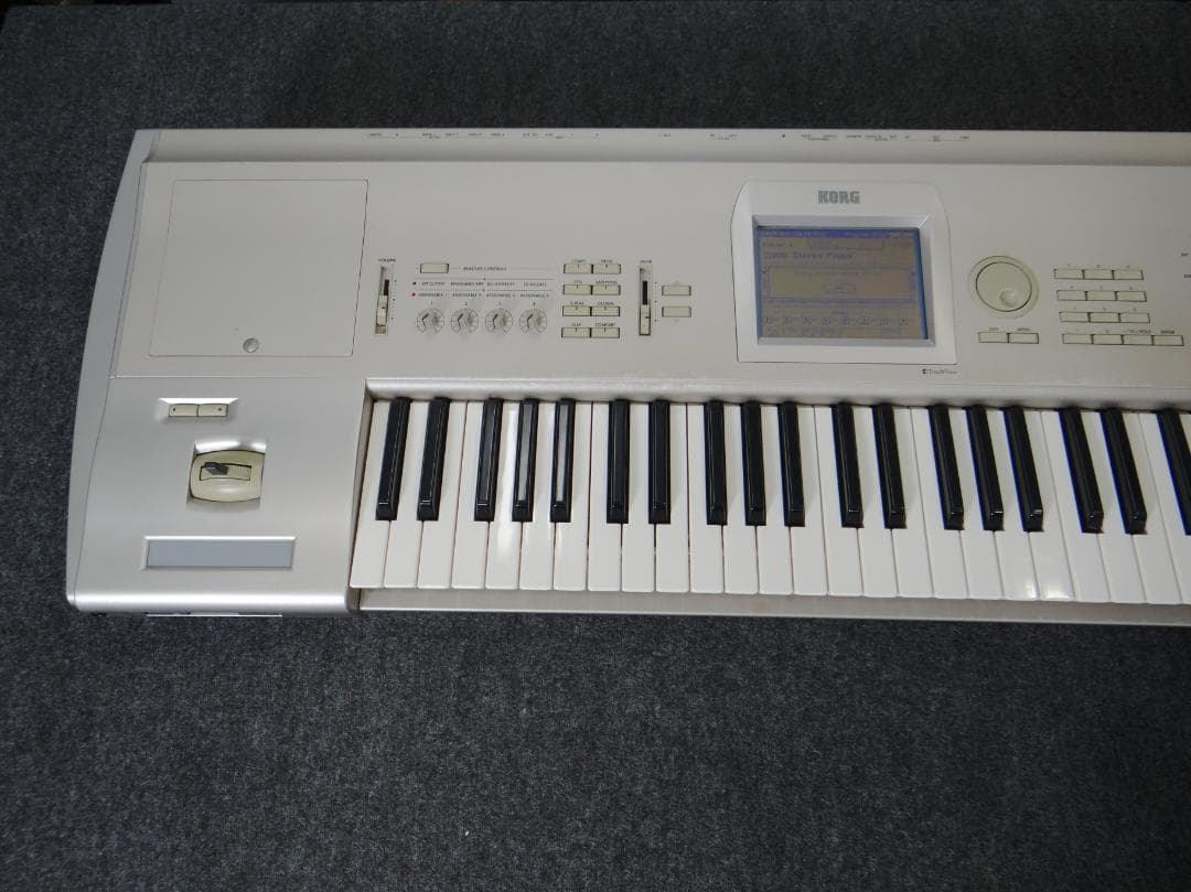 KORG Triton studio 動作確認済　ハードケース付