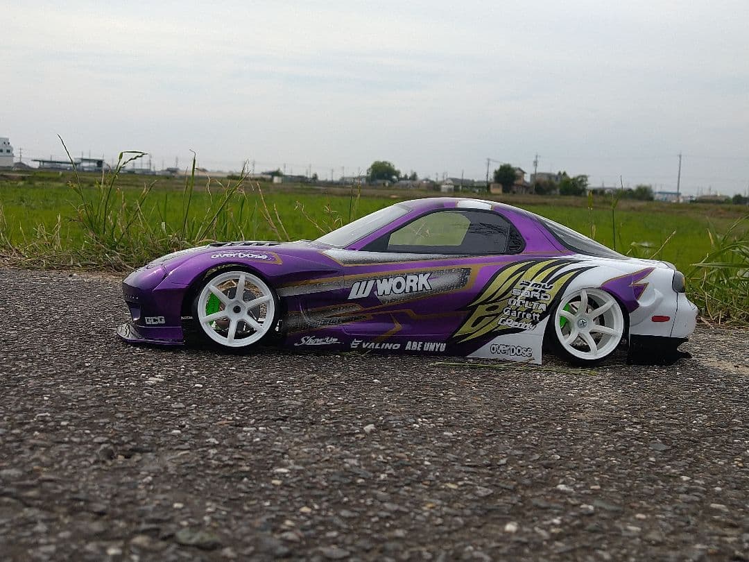 【最終価格】アディクション　ロケバニRX-7　FD3S　製作済新品ラジコンボディ