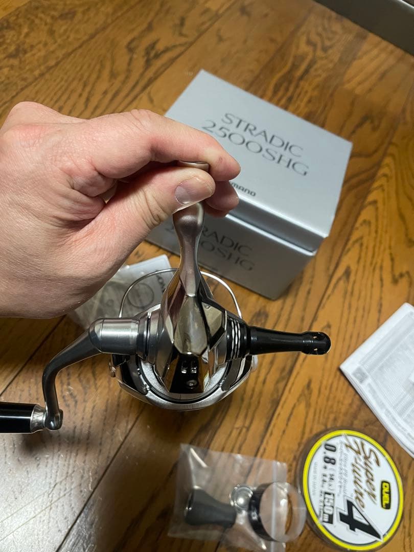 シマノ 23 ストラディック 2500SHG 新品　ゴメクサスノブ　ライン付