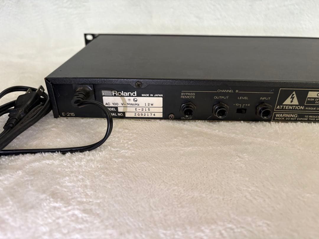 Roland E-215 GRAPHIC EQUALIZER イコライザー