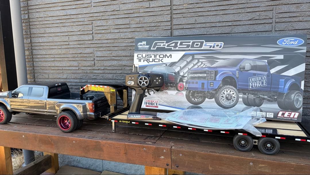 CEN F450 と　車載 トレーラー　（トラクサス scx10 rc4wd