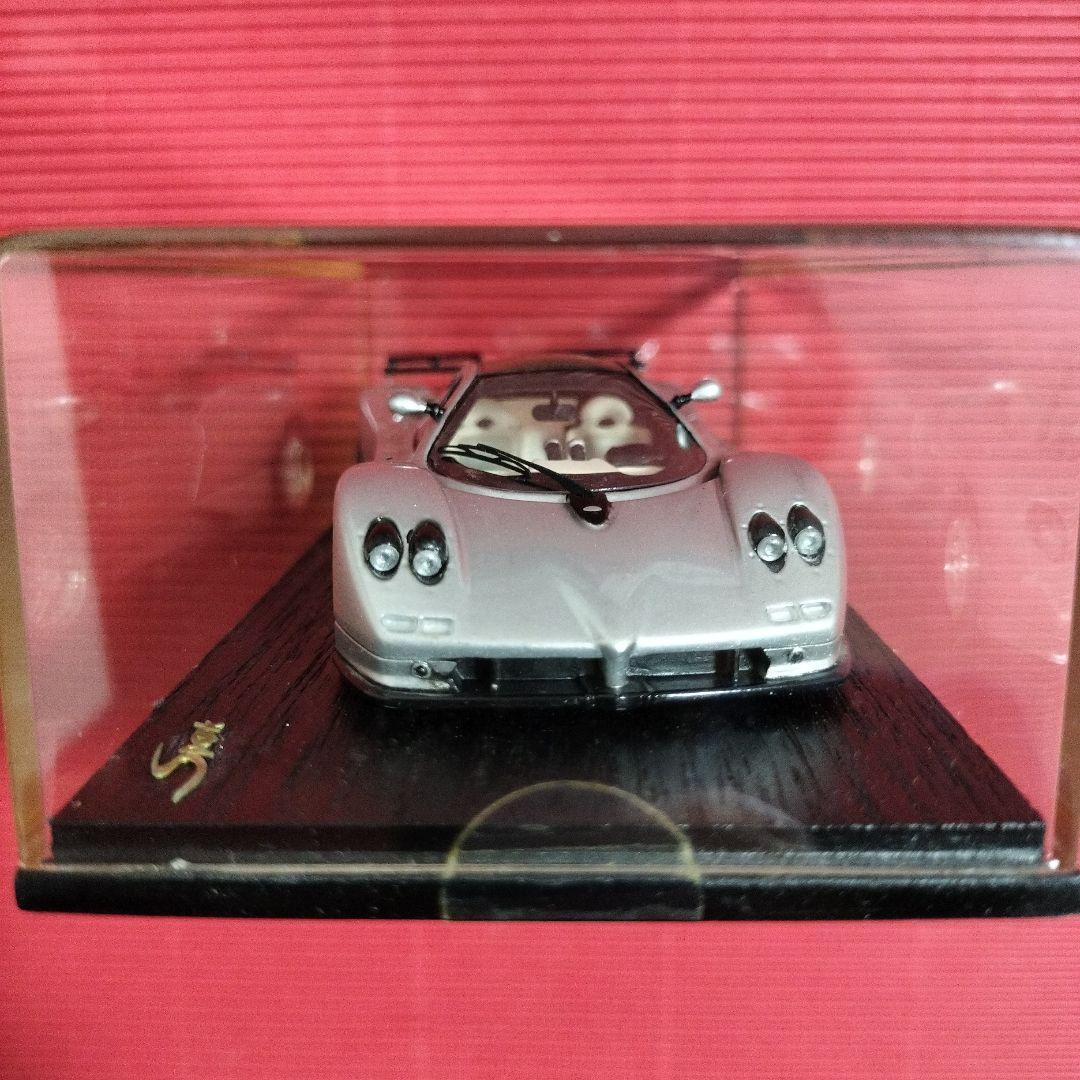 スパークモデル 1/43『パガーニゾンダ C12 7.3/シルバー』未開封品
