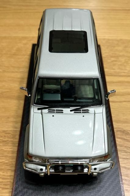 アオシマV43W パジェロ スーパー エクシード '91【完成品】