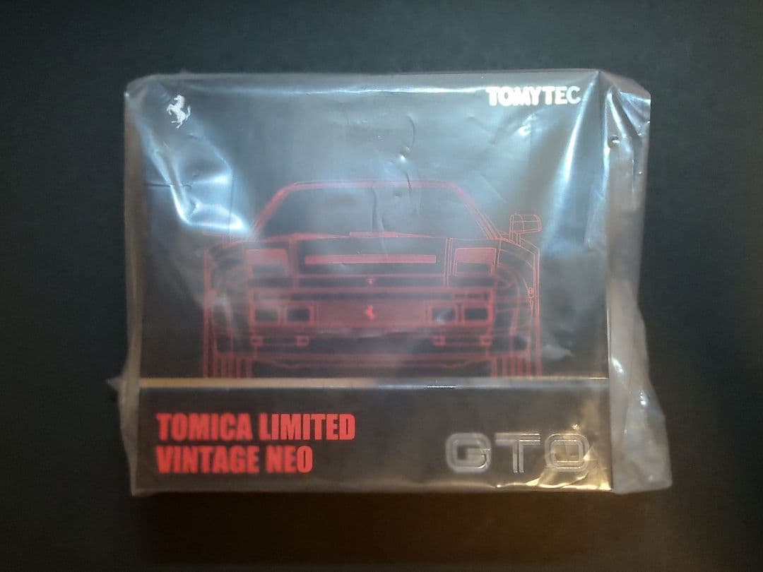 トミカリミテッドヴィンテージネオ フェラーリ 288 GTO 赤