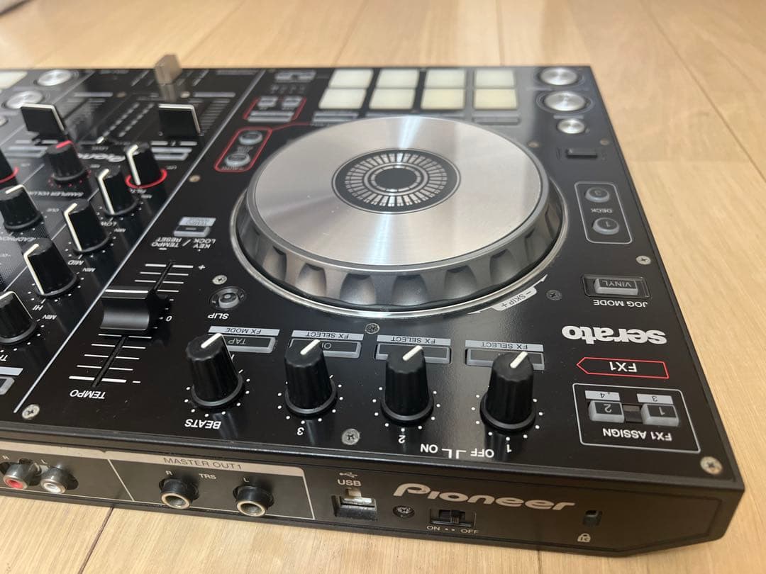 Pioneer DDJ-SR DJコントローラー