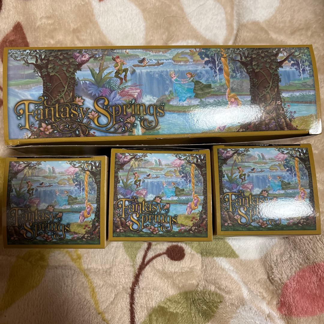 希少　ディズニーシー ファンタジースプリングス ミニチュアフィギュアコレクション