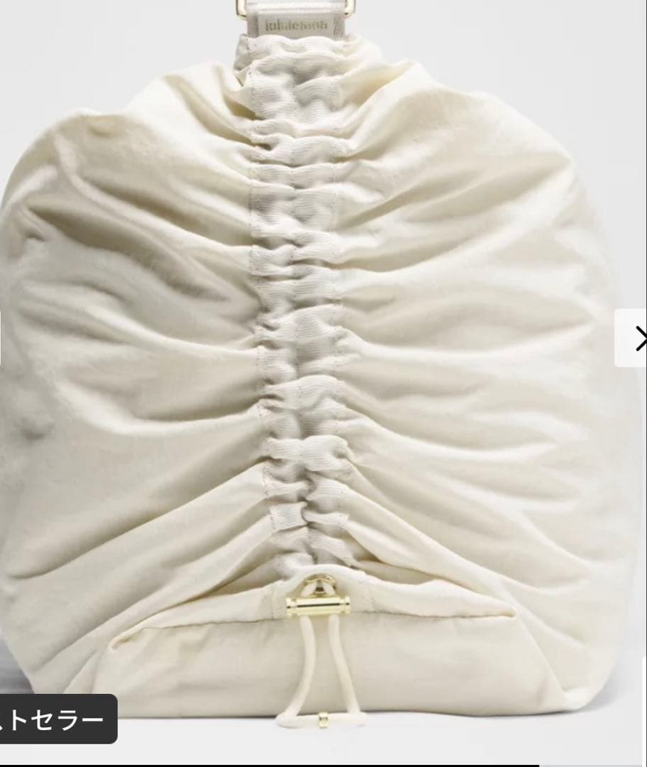 週末お値下げLululemon コンバーチブルルーシュクロスボディバッグ 16L