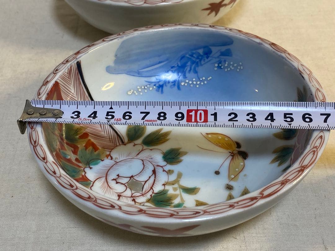 伊万里　古伊万里　鉢　三つ鉢　入れ子　色絵　蝶の図　花の図