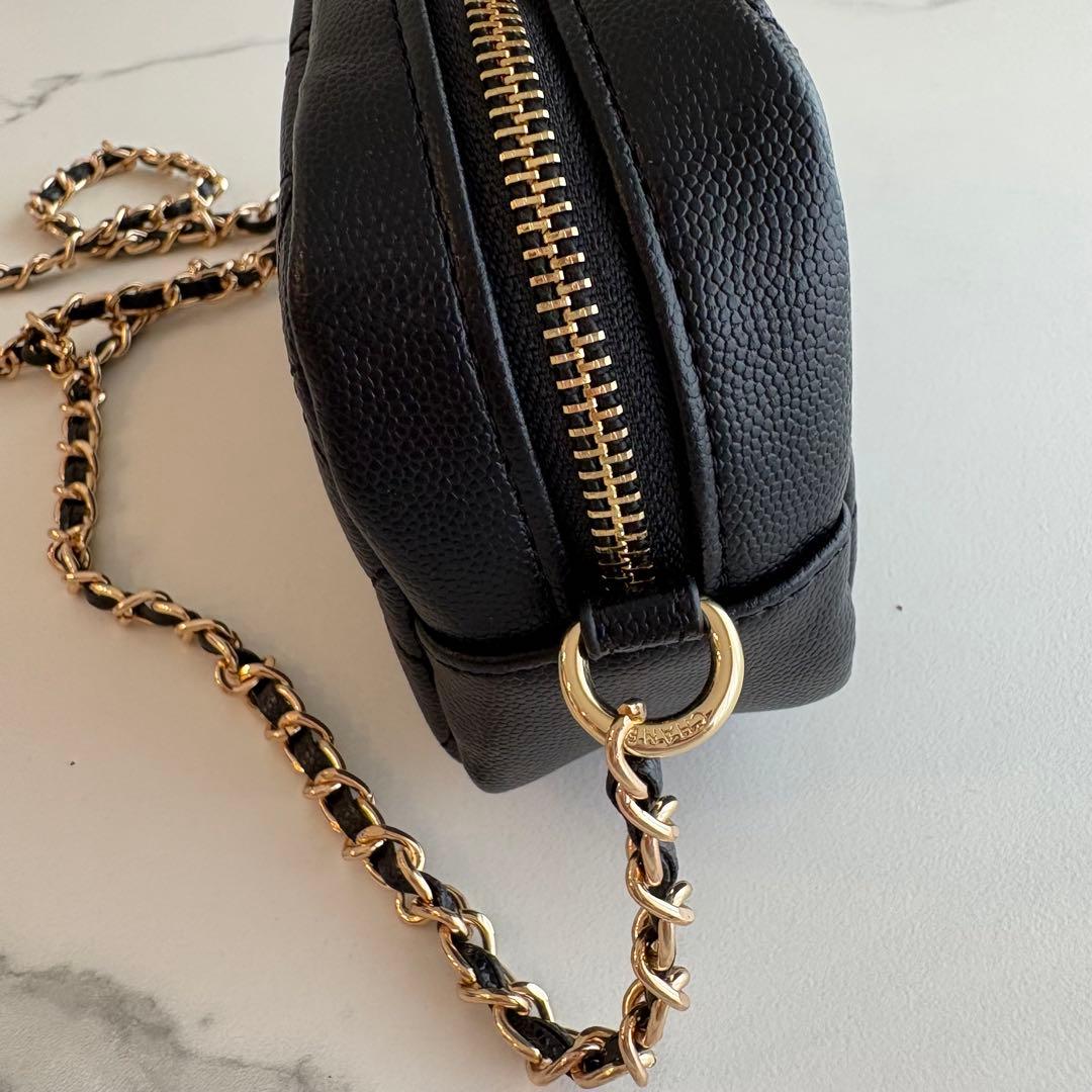 CHANEL ノベルティ ショルダーバッグ チェーンポーチ チャーム付き