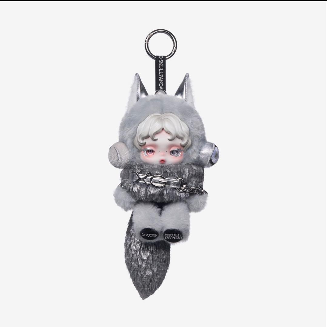 POP MART SKULLPANDA x XG ぬいぐるみペンダント
