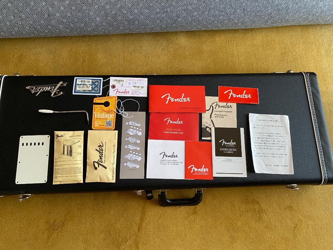 Fender New American Vintage 1965ストラト