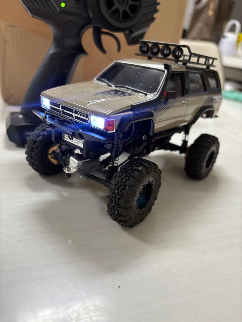 ミニッツ　4×4 クローラーカスタム