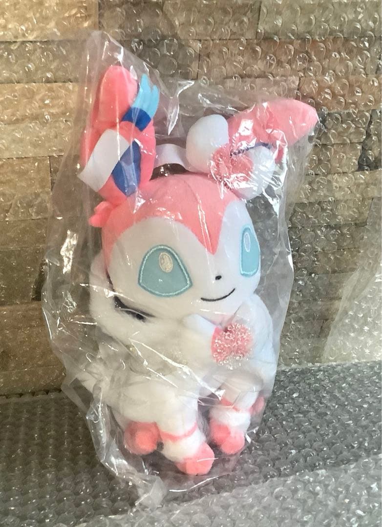 ポケモン　ぬいぐるみ　ニンフィア　ポケパークカントー　202502120337