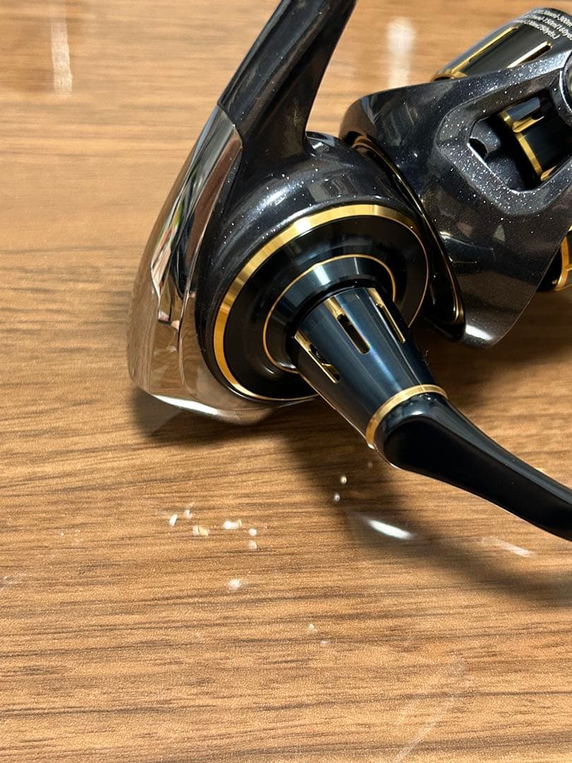 値下げ 新品未使用 DAIWA 23 SALTIGA 4000H
