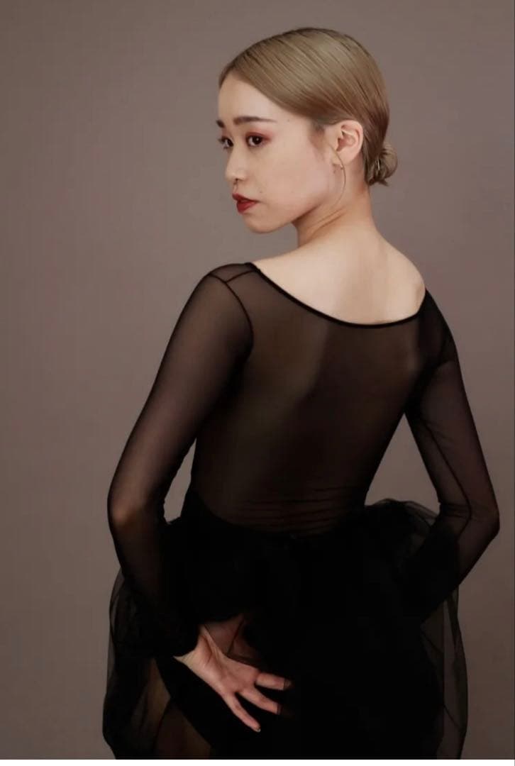 新品　unoa ブラックレオタード　MSサイズ