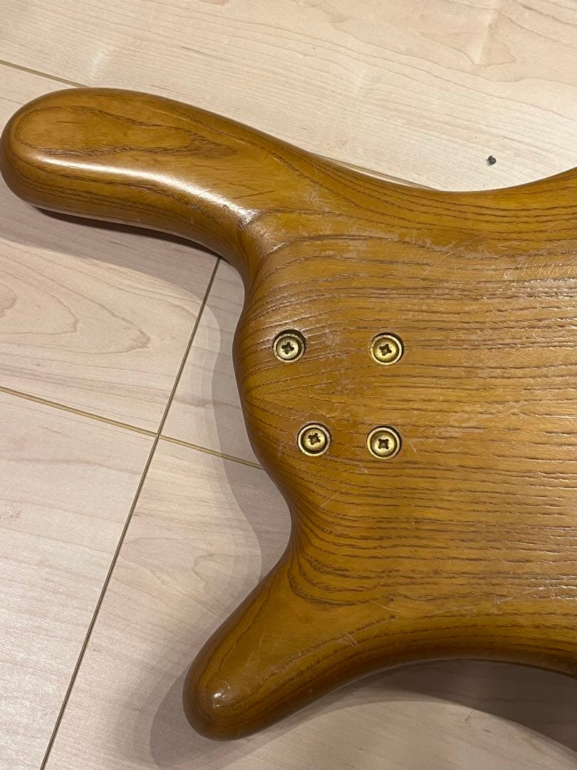Warwick JAZZ MAN5st ボディ