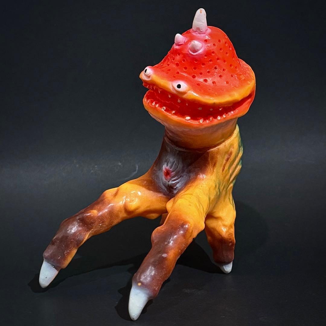 アマプロ 【寄生怪獣 トウチューカ 幼生 】 パチ怪獣 インディーズソフビ