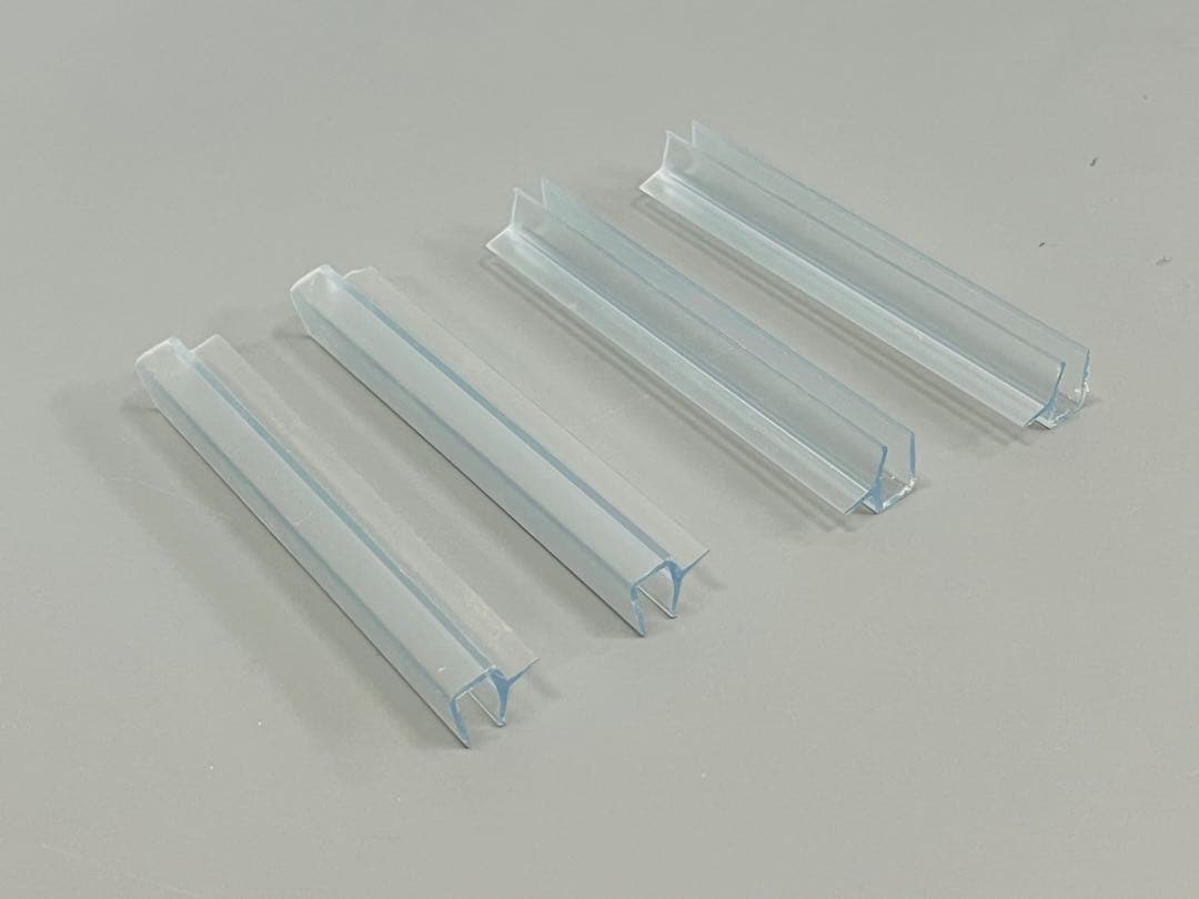 ラスト1台　超特注900×135×150㎜　7室水槽 クリアシリコン 未使用品