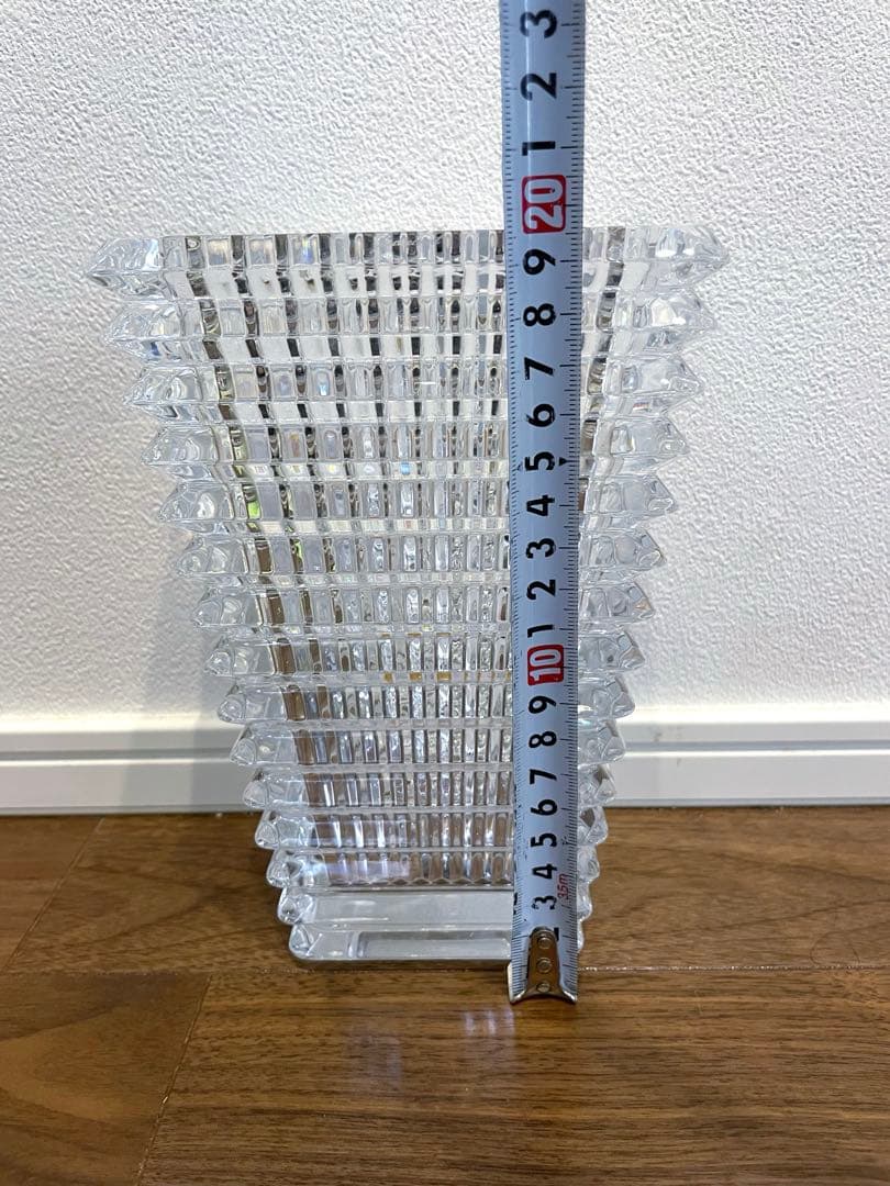 バカラ　花瓶