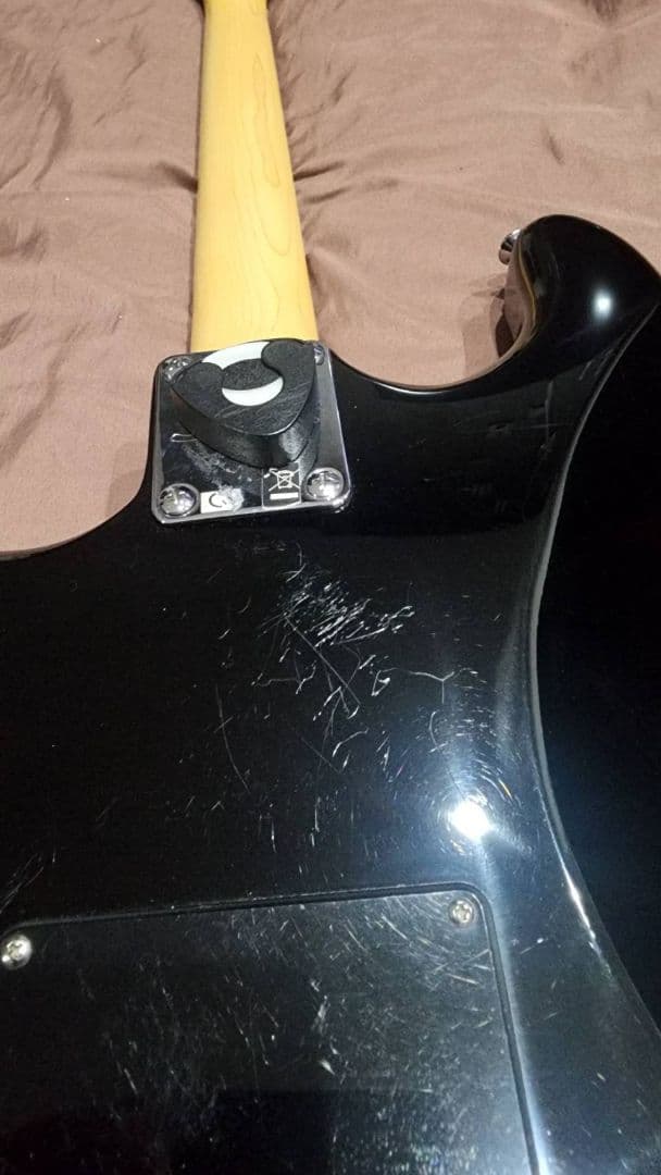 エレキギター Squier by Fender Stratocaster
