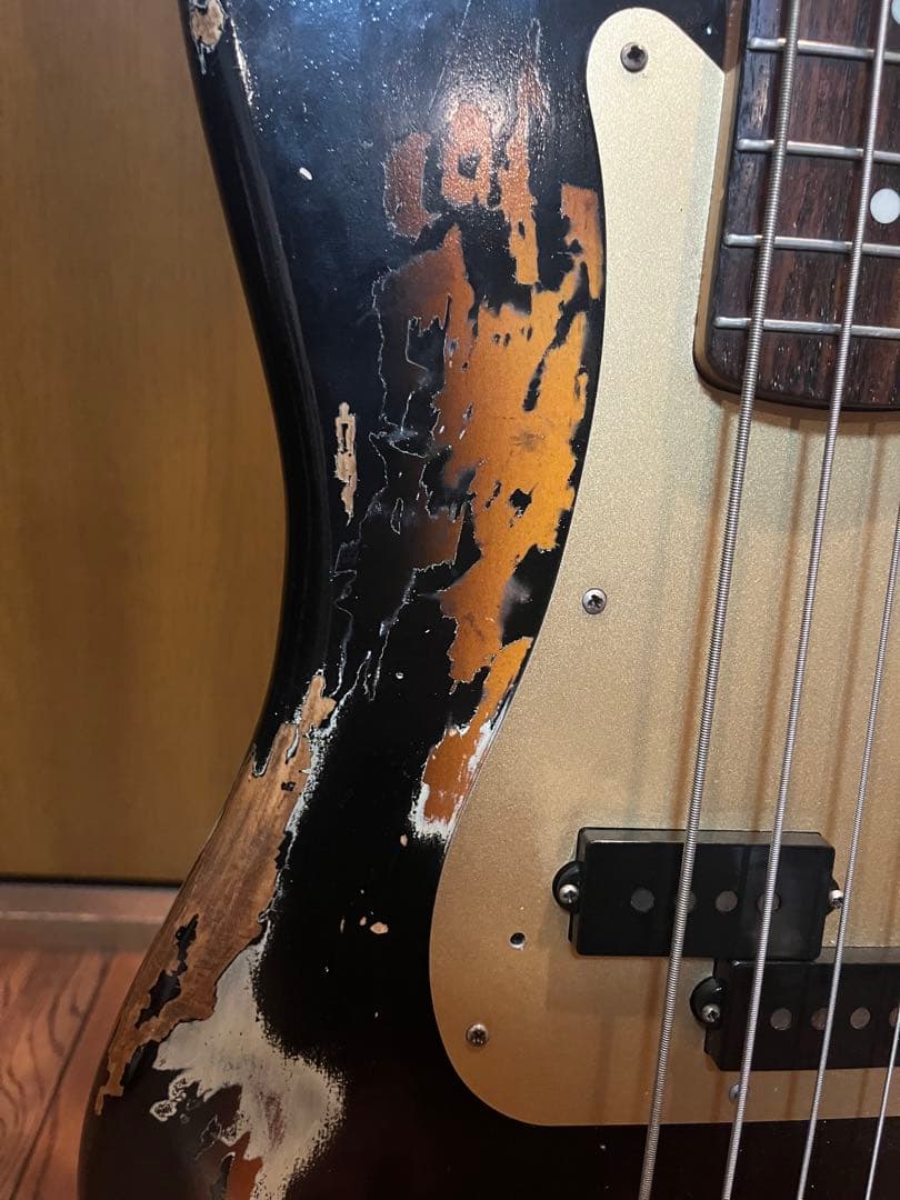Fender Japan Precision Bass マルチレイヤー　レリック