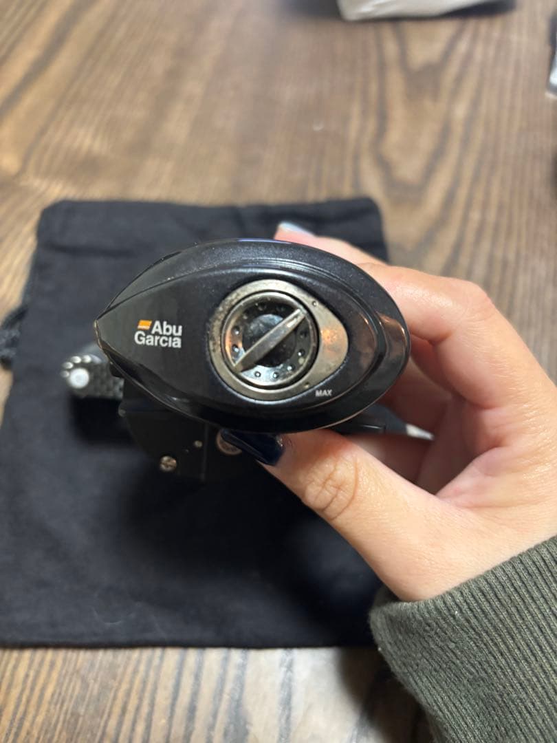Abu Garcia ベイトリール MAXドラグ力 収納袋付き
