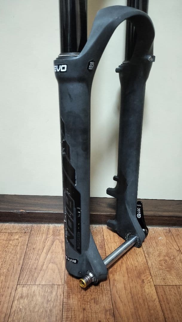 【送料無料】 SR SUNTOUR AION 160mm boost 27.5