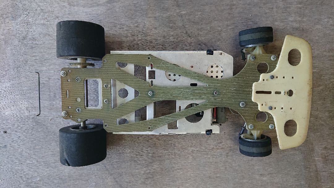 黄*星様 タミヤ ラジコン F-1 レトロ？ ジャンク品