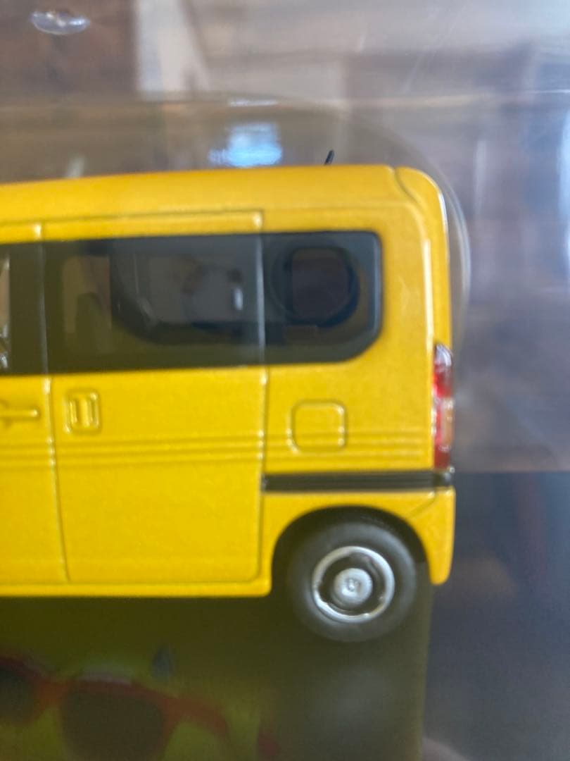 エス