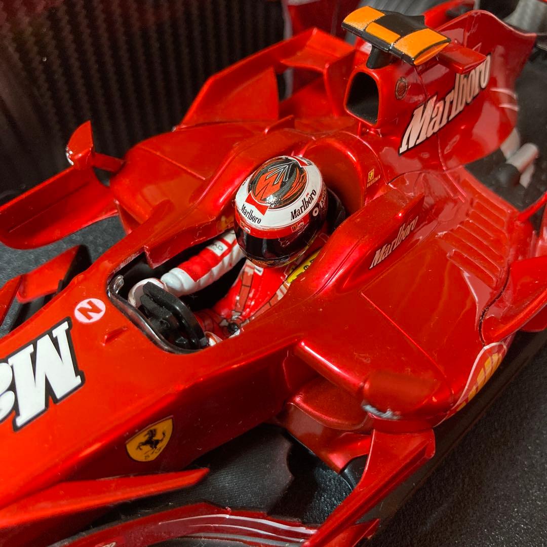 ホットホィール1/18Ferrari F2008 キミライコネン
