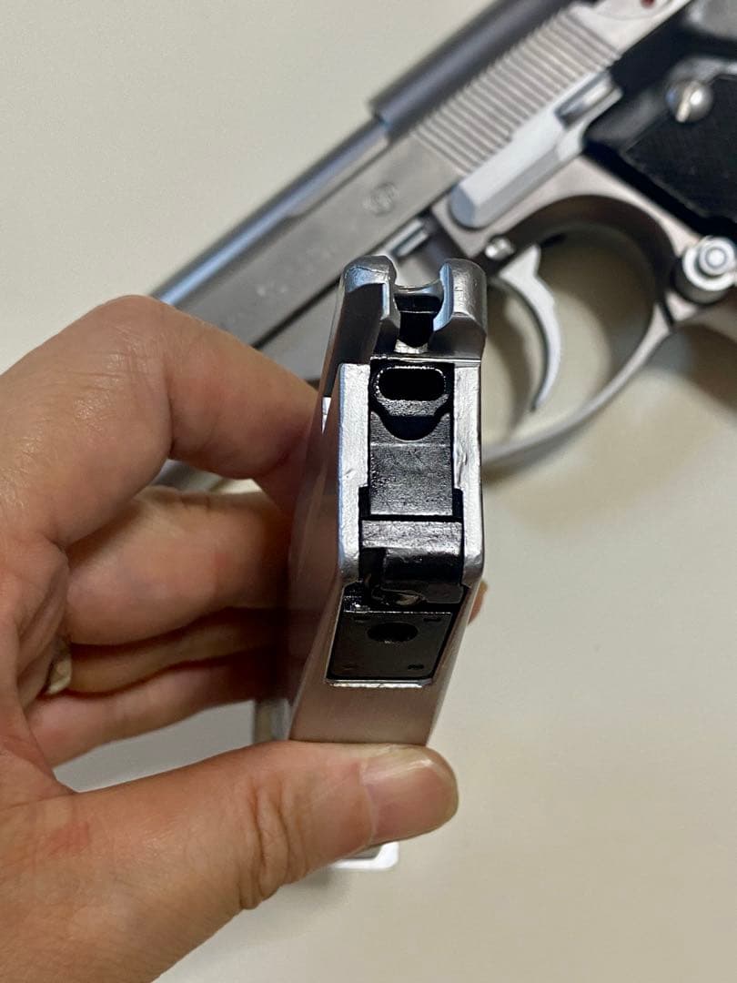 動確済　WA m92fs INOX R type ガスブロ