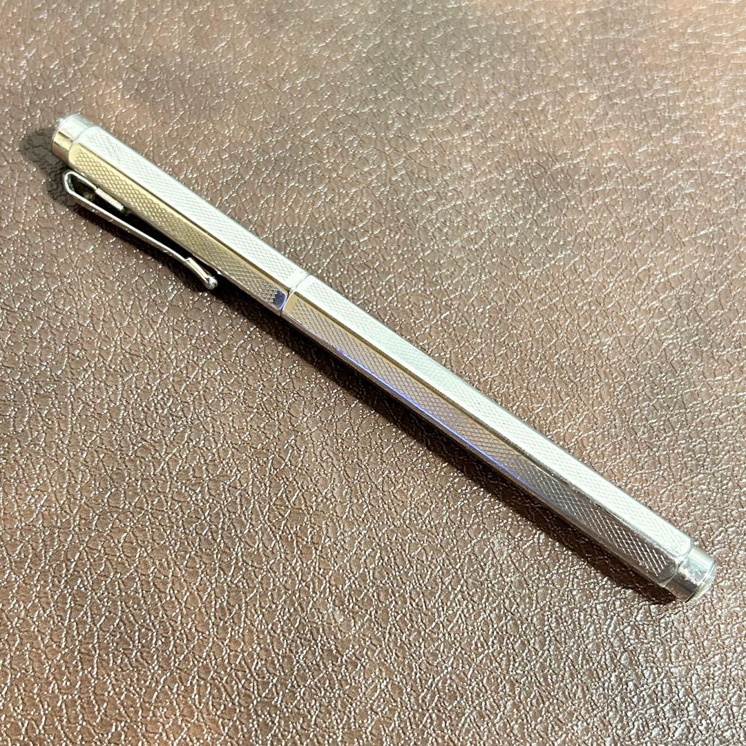 CARAN D'ACHE 万年筆 エクリドール シェブロン シルバー レトロ