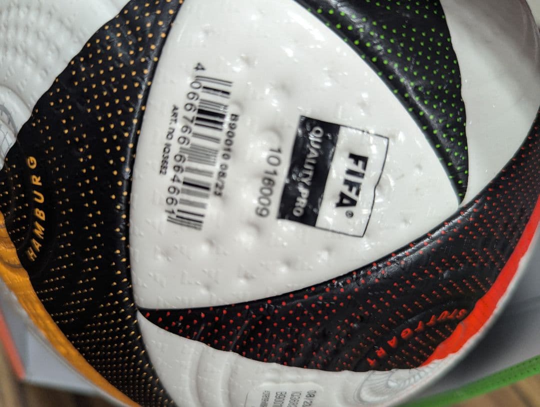 【未使用品】EURO 2024 サッカーボール 公式試合球 5号球