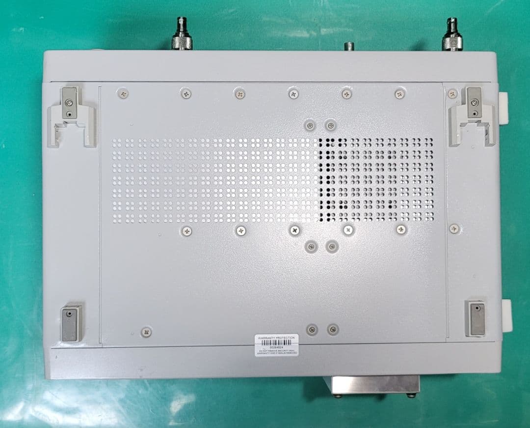 ADVANTEST R3132 スペクトラムアナライザー 9KHz-3GHz