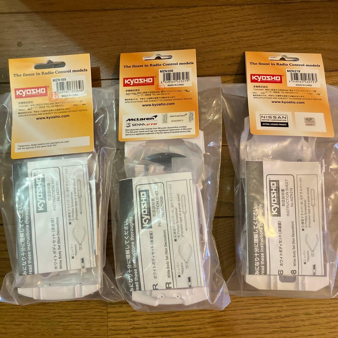 ミニッツ　ホワイトボディ　3種類セット MZN189、MZN208、MZN219