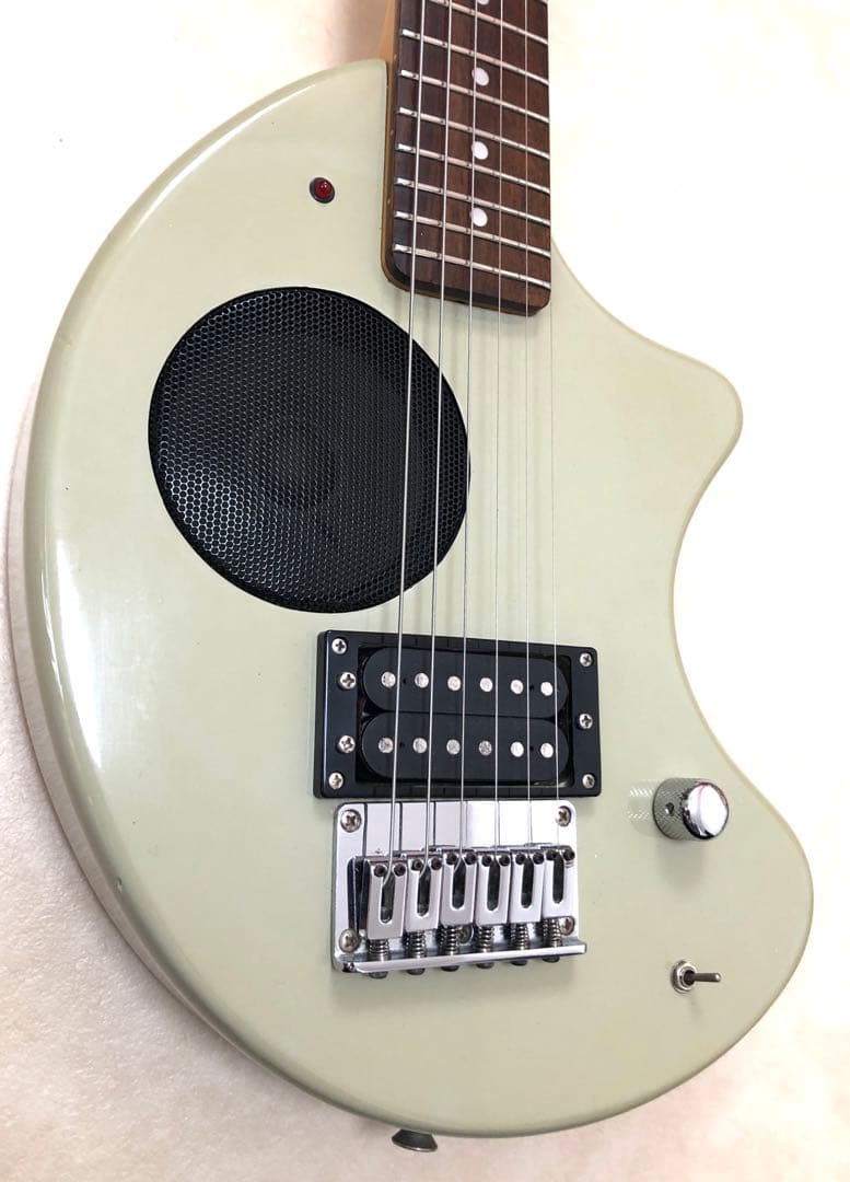 【超美品】ZO-3 グレー アンプ内蔵ミニギター ヘッドフォン端子付