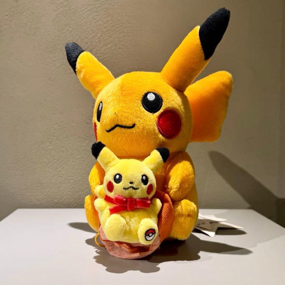 【BEAMS35周年 × Pokémon】色違いピカチュウぬいぐるみ