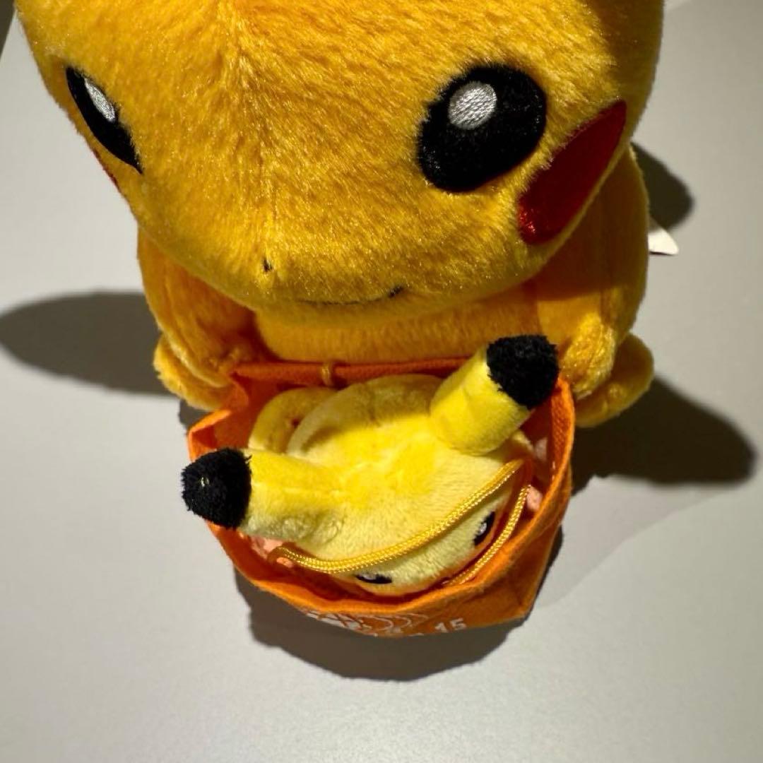 【BEAMS35周年 × Pokémon】色違いピカチュウぬいぐるみ