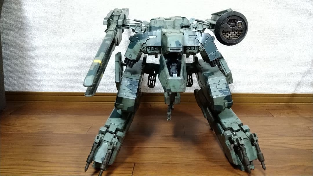 threeA　L GEAR SOLID メタルギアREX　フィギュア