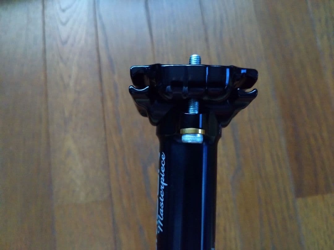 THOMSON Masterpiece シートポスト 27.2mm ブラック
