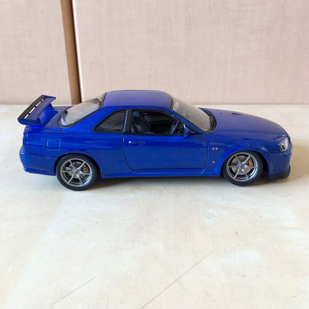 AUTO ART 1/18 R34 GT-R Vスペック II ベイサイドブルー
