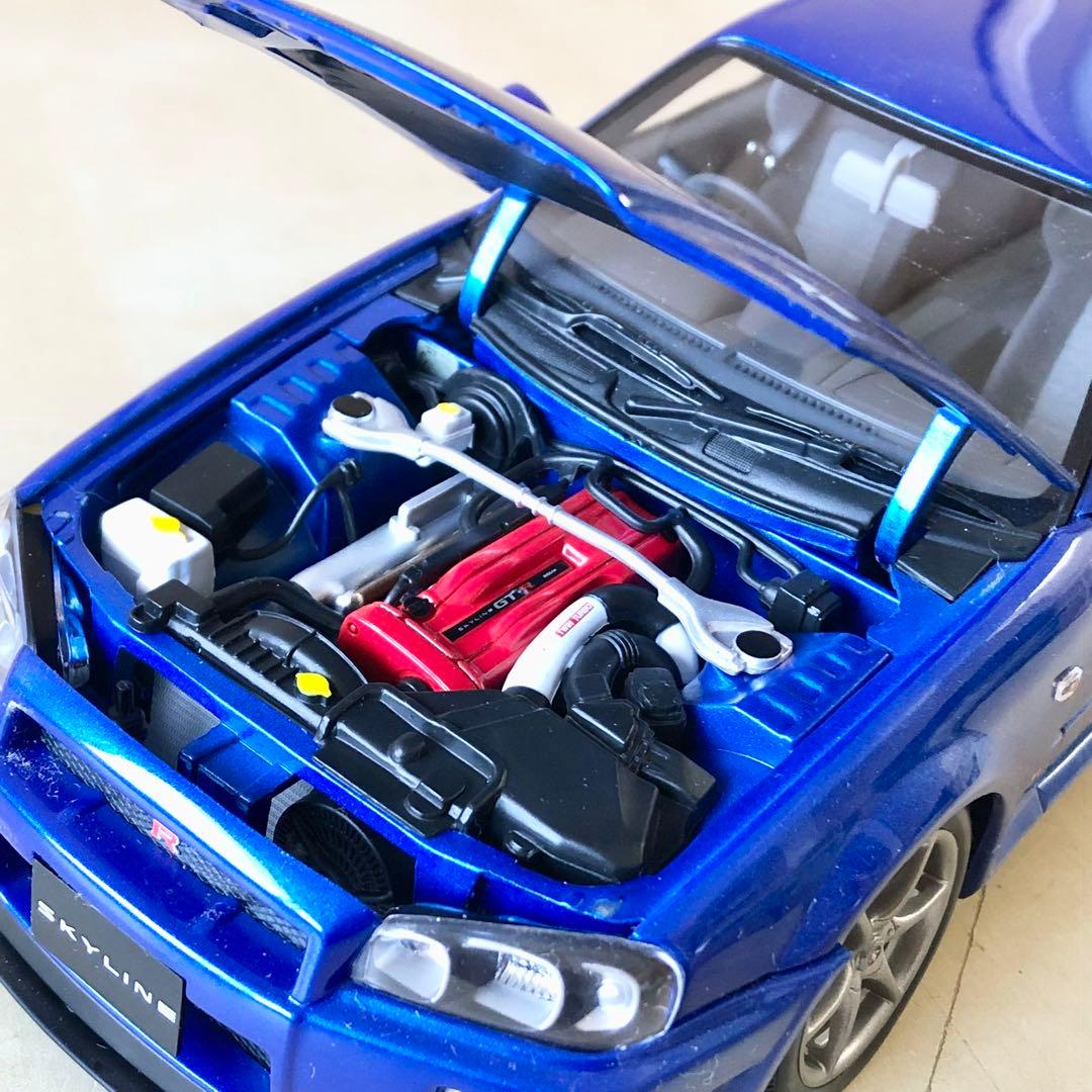 AUTO ART 1/18 R34 GT-R Vスペック II ベイサイドブルー