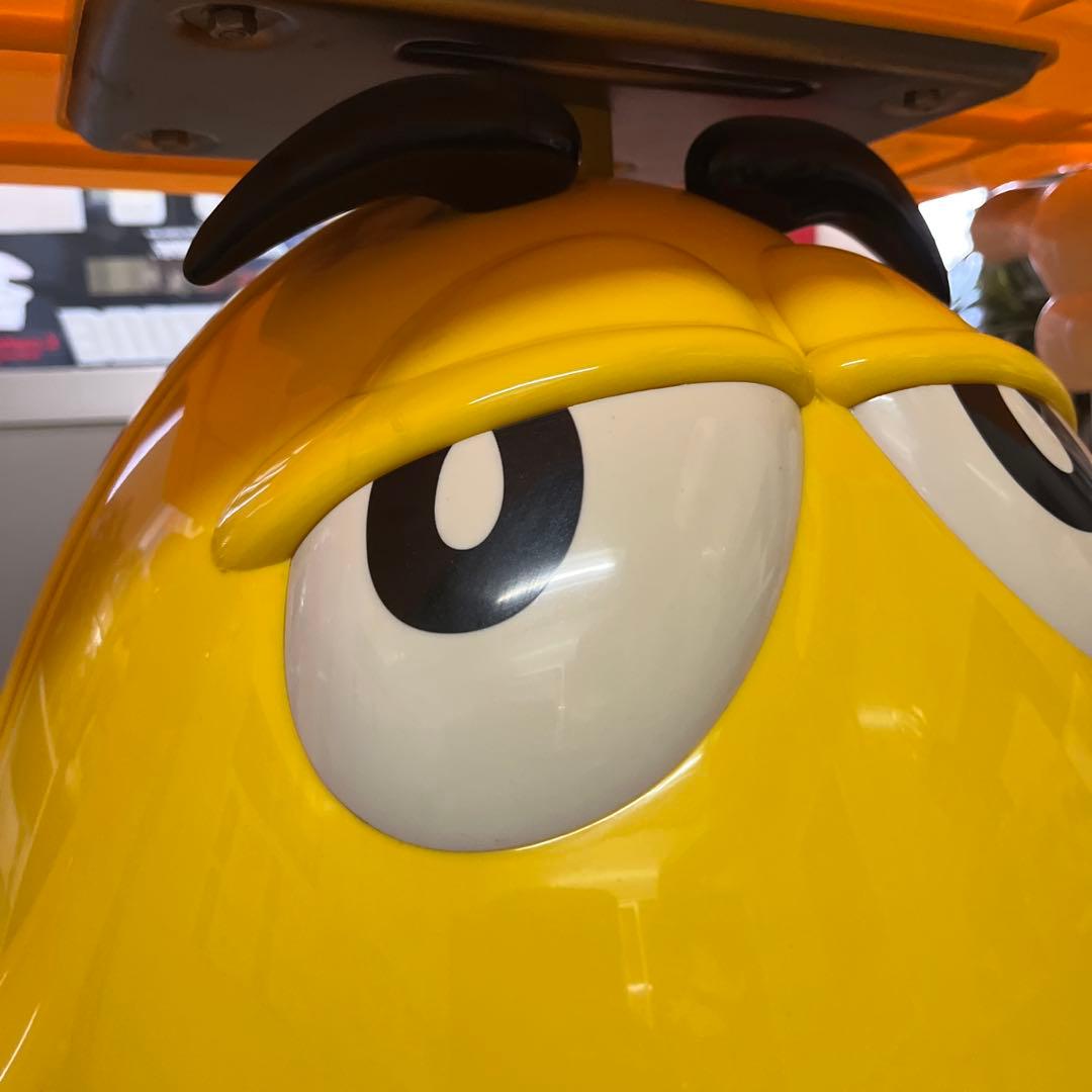 as エムアンドエムズ　販促ディスプレイモデル