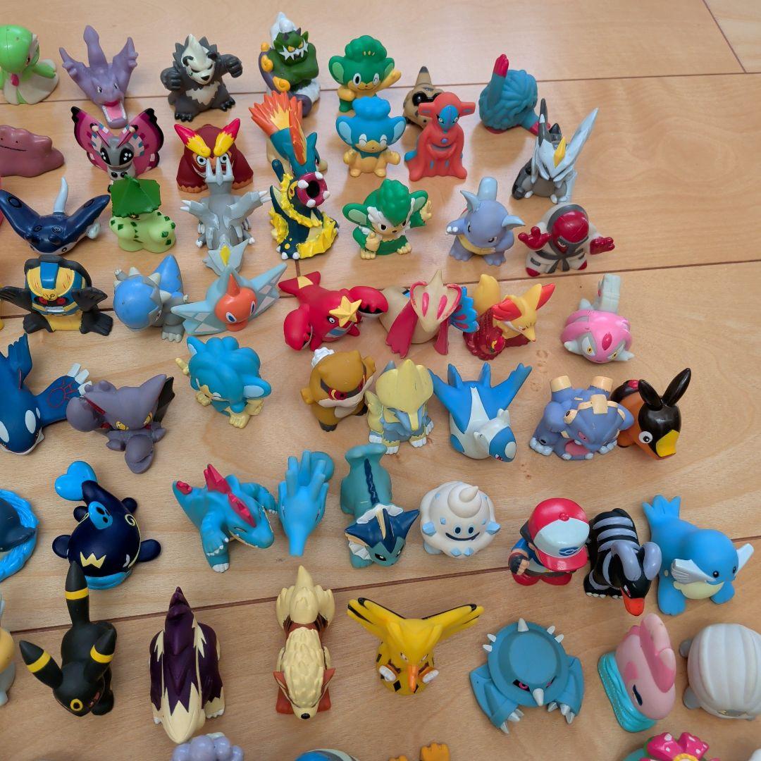 任天堂　ポケモン　指人形　ポケモンキッズ 約350個