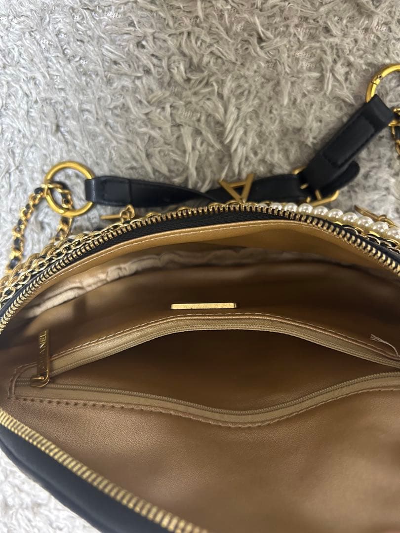 CHANEL ノベルティ　ボディバッグ　ウエストポーチ