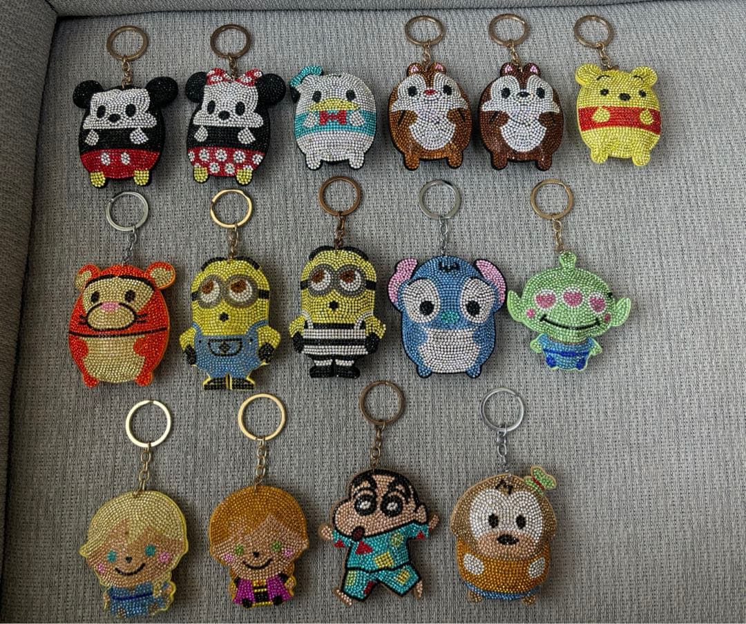 ディズニーその他　ラインストーン　マスコットキーホルダー　キラキラ　全15種類