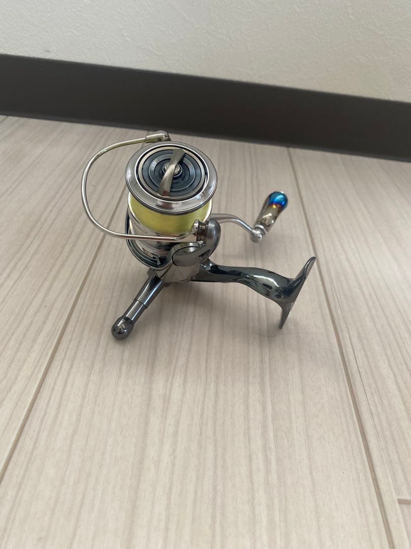 DAIWA EXIST LT 2000S-P フィッシングリール